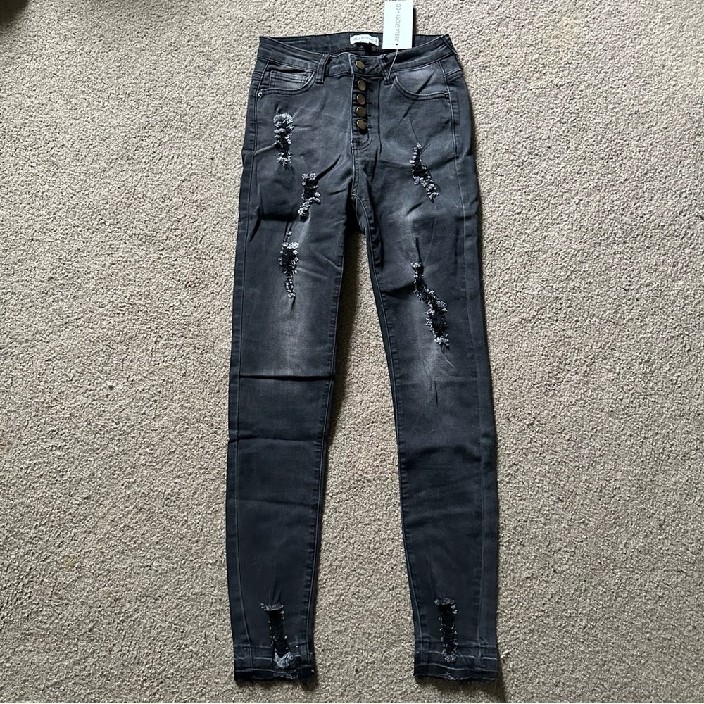 Abela Story + Co. Vintage Black Distressed Skinny Jeans Sz 3 AS-6710-VINBLACK